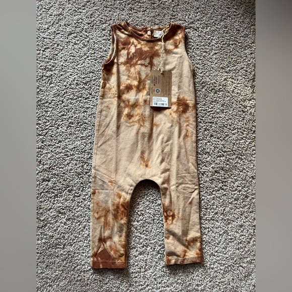 The Simple Folk: The Go-To Playsuit Terracota Tie-Dye Size:6-9 months - Picture 3 of 4